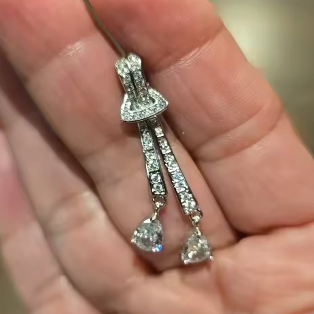 Elegant Linear Crystal Drop Earrings - Picture 6 of 12